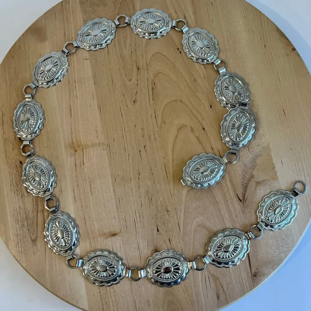 Western Vintage 90s Silver Concho Chain Link Belt Size Medium - Picture 10 of 10